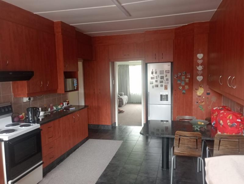 4 Bedroom Property for Sale in Sasolburg Ext 5 Free State